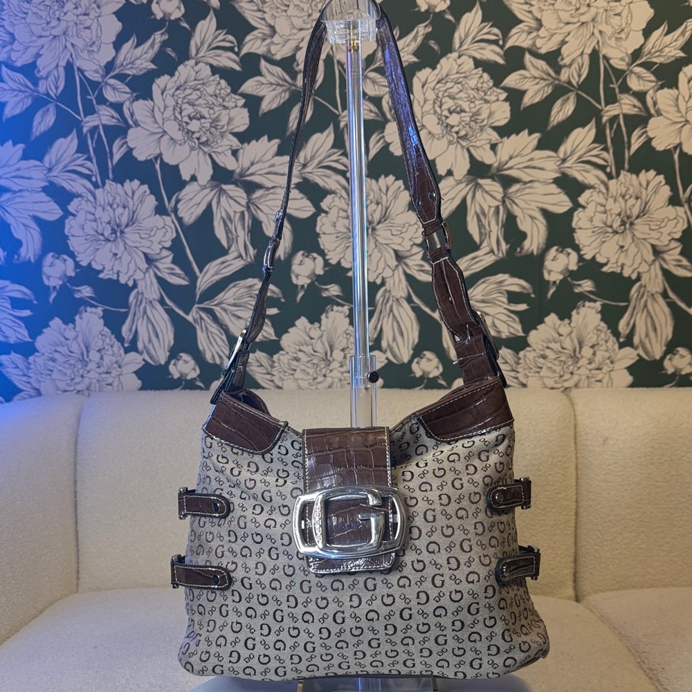 🤑Guess Authentic Vintage Tan and Brown Shoulder Bag with Silver Buckles